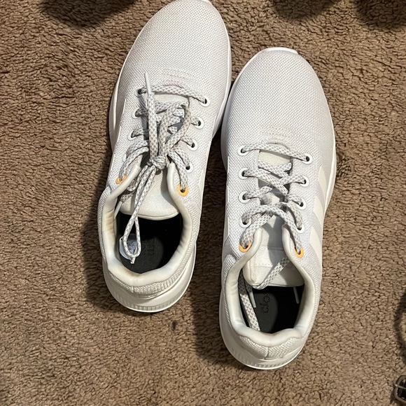 13 pairs of used shoes ! Closet clean out ! Best offer ! - Picture 3 of 5